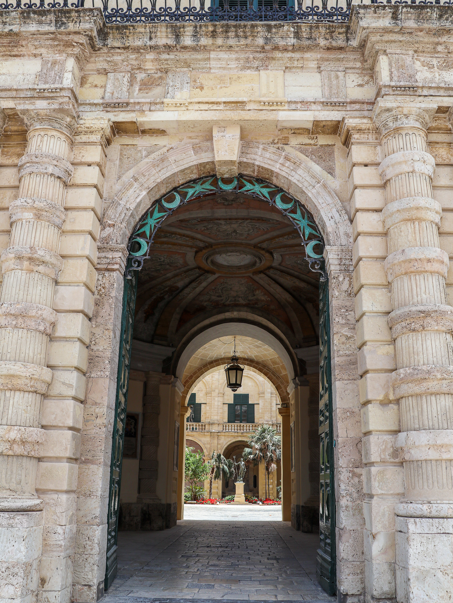 Entrada Palácio Grão-Mestre Malta