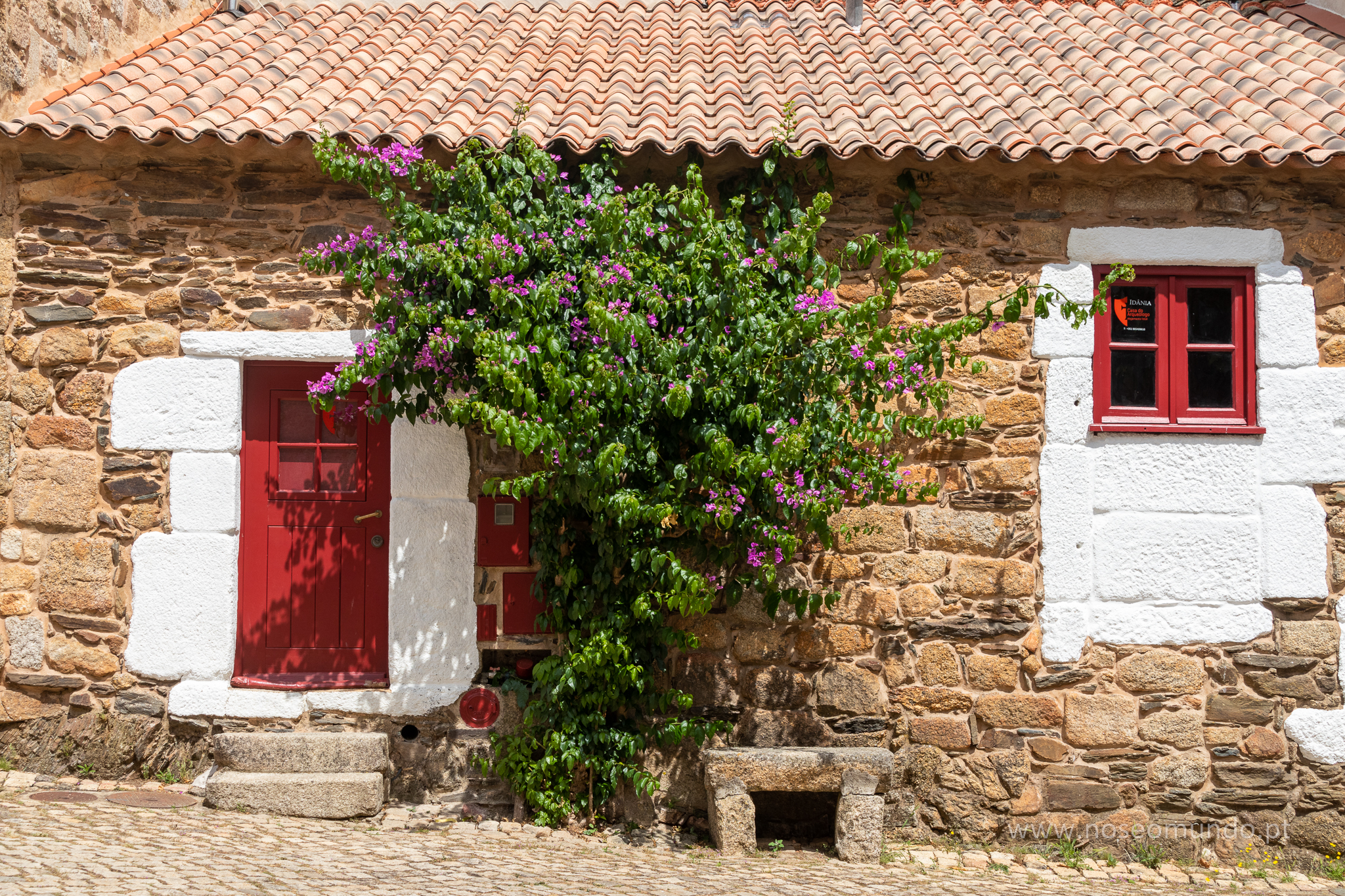 Pormenor de casa na Aldeia de Idanha-a-Velha